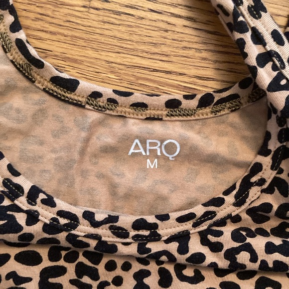 ARQ Leopard Set - Picture 3 of 5